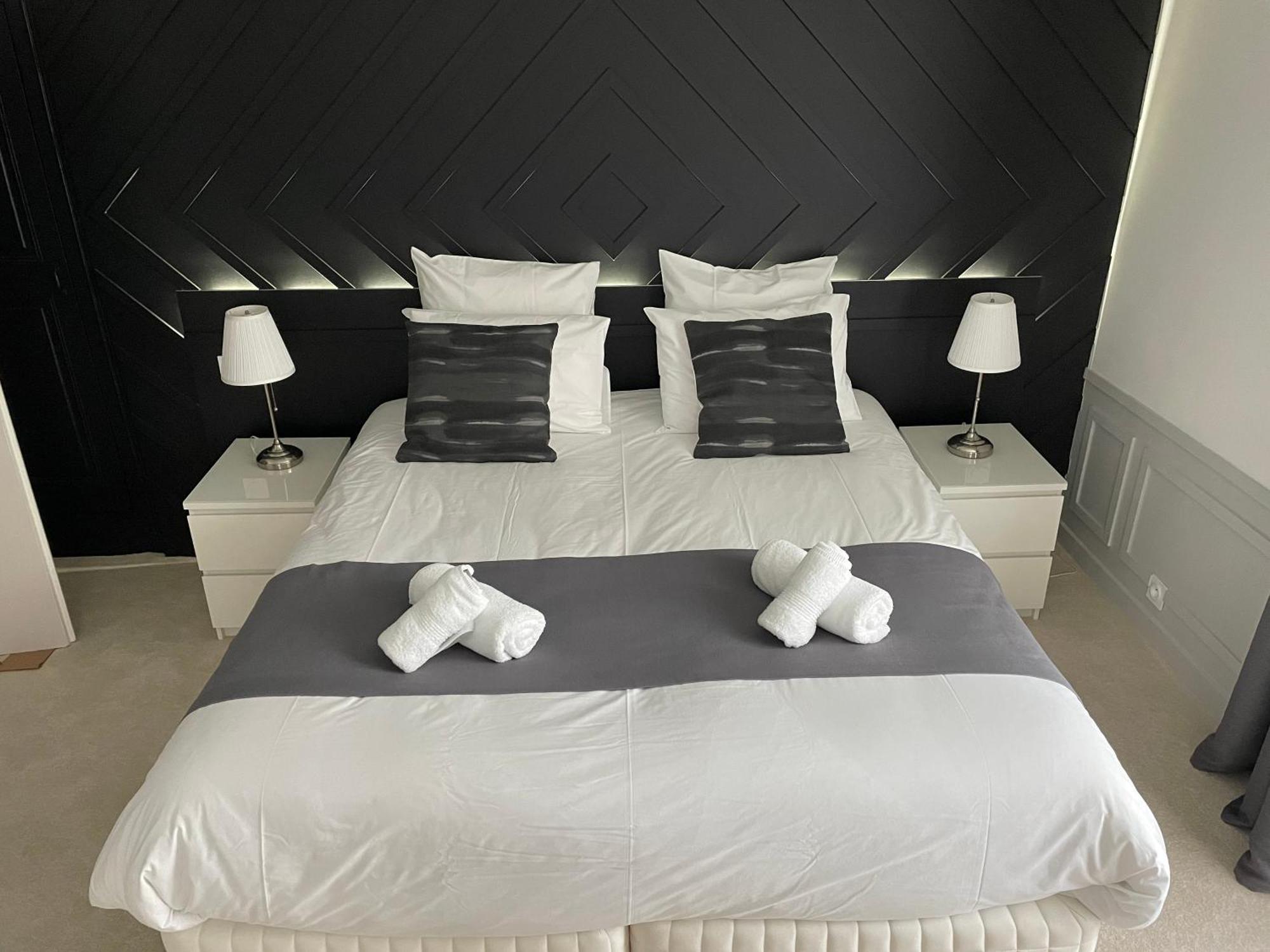 Le Troncais Hotel Saint-Bonnet-Tronçais Kültér fotó
