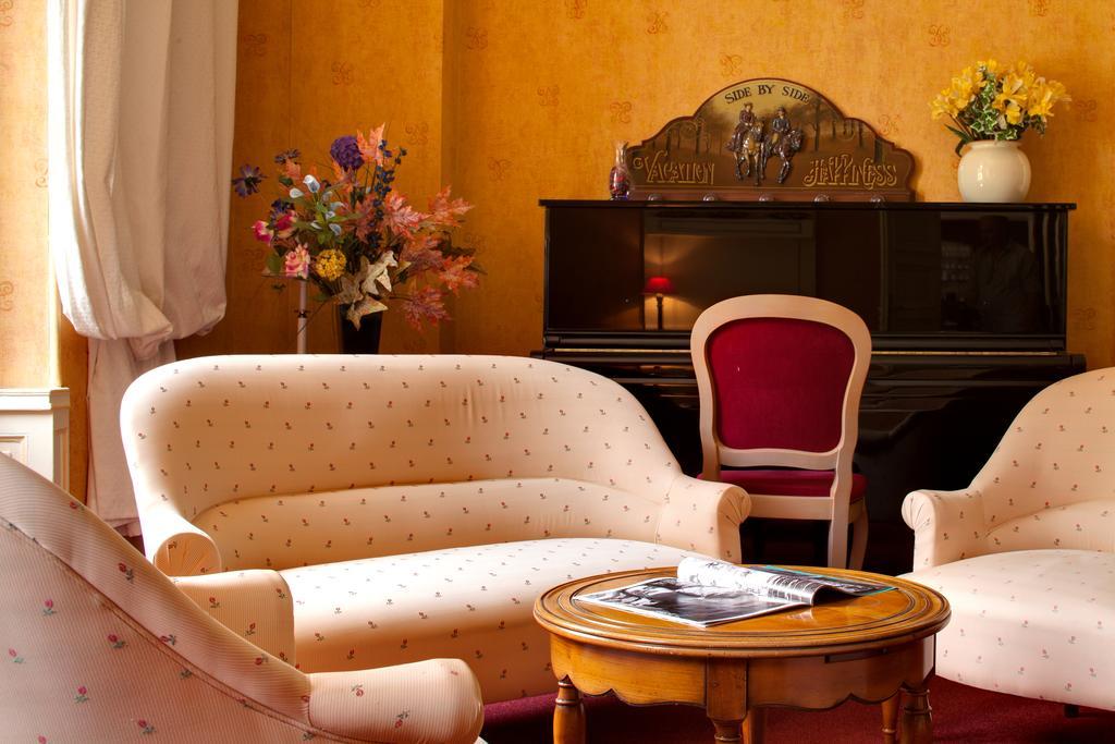 Le Troncais Hotel Saint-Bonnet-Tronçais Kültér fotó